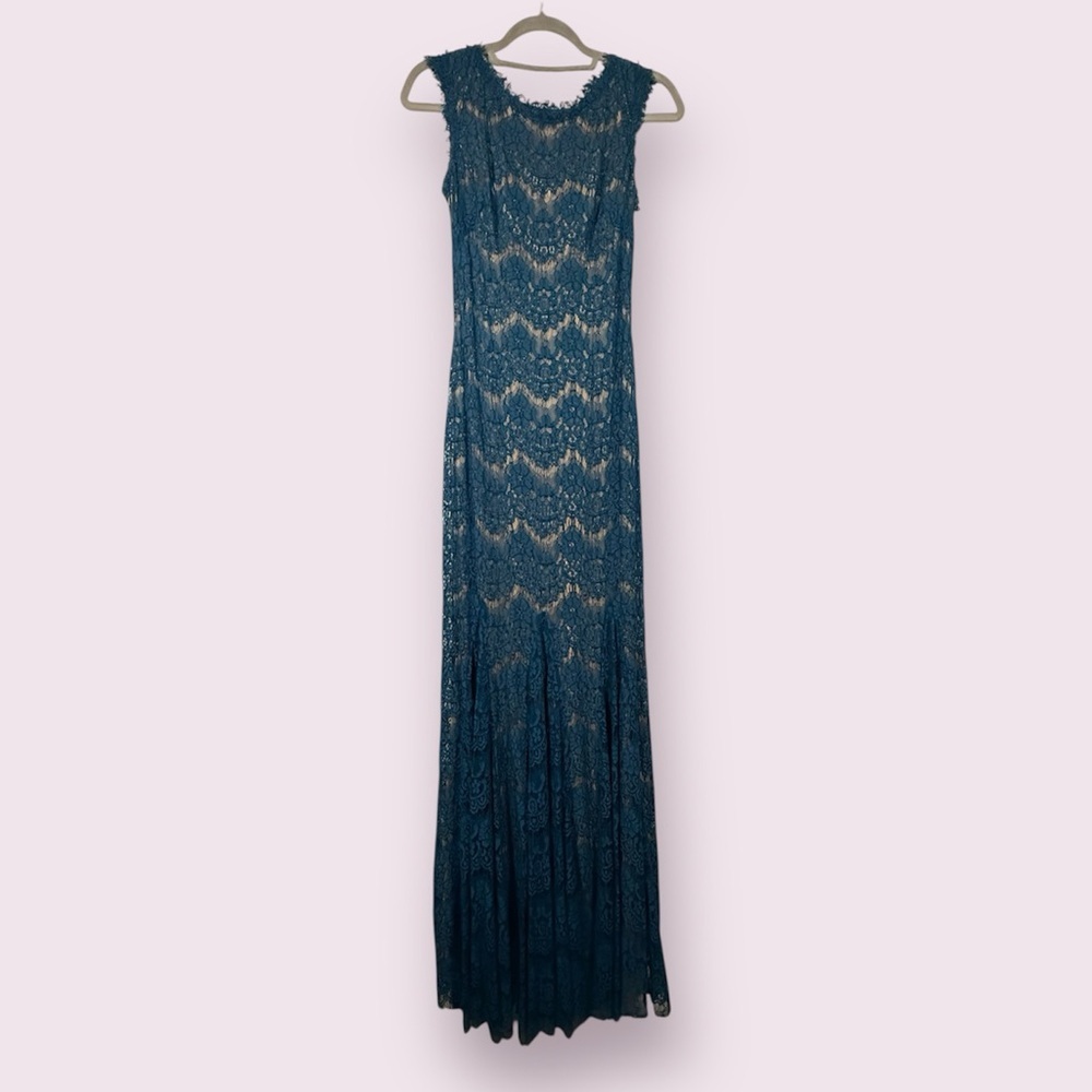 Aqua Dresses Teal Blue Lace Formal Full Length Gown Size 0